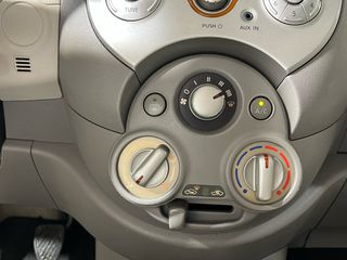 Nissan Micra 2013-thumb-17