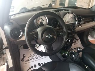 Mini Cooper D 2013-thumb-14
