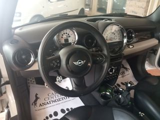 Mini Cooper D 2013-thumb-15