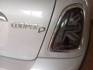 Mini Cooper D 2013-thumb-34