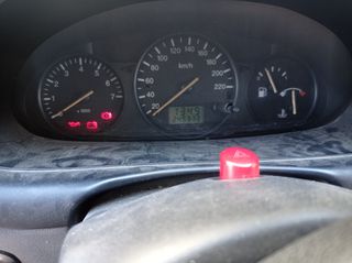 Ford Fiesta 1999-thumb-5