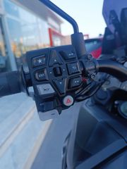 Honda CRF 1100 AFRICA TWIN 2022 DCT-thumb-10