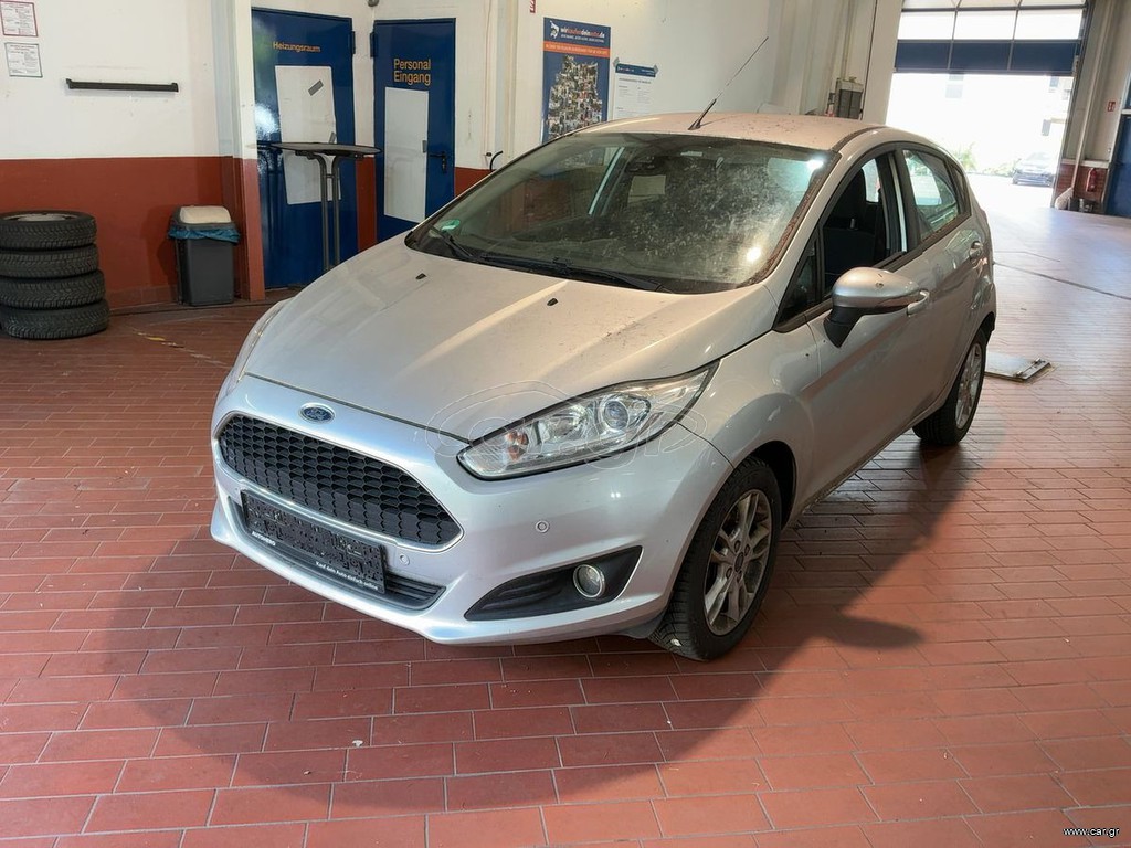 Ford Fiesta 2016 CELEBRATION+
