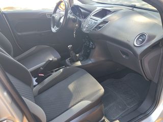 Ford Fiesta 2016 CELEBRATION+-thumb-12