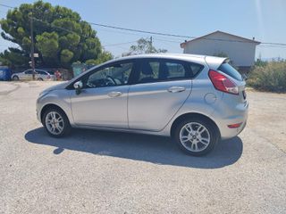 Ford Fiesta 2016 CELEBRATION+-thumb-1