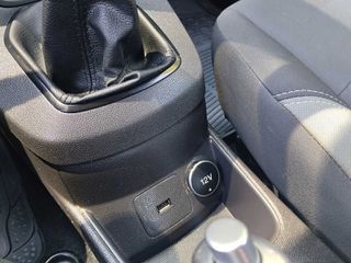 Ford Fiesta 2016 CELEBRATION+-thumb-21