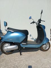 Yadea M6L 2026-thumb-1
