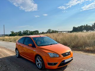 Ford Focus 2007 ST 225PS TURBO-thumb-1