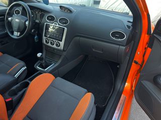 Ford Focus 2007 ST 225PS TURBO-thumb-4