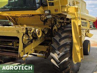 Θεριζοαλωνιστικές New Holland 1980 8080-thumb-2