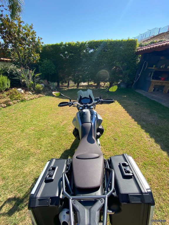 Moto Guzzi V 85 TT 2023