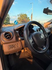 Renault Clio 2017 1.2-thumb-13
