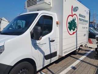 Ψυγείο Nissan 2022 NV 400-thumb-6