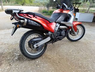 Aprilia Pegaso 650 2004-thumb-2