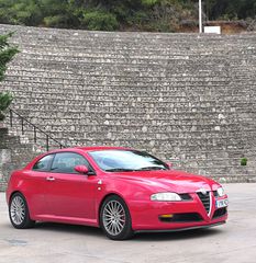 Alfa Romeo GT 2004 2.0 16V JTS 16V DISTINCTIVE