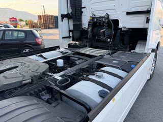 Volvo 2018 FH4 500-thumb-6