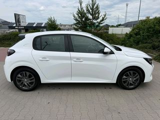 Peugeot 208 2022-thumb-2