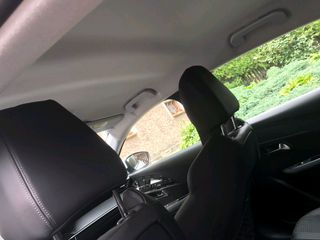 Peugeot 208 2022-thumb-16