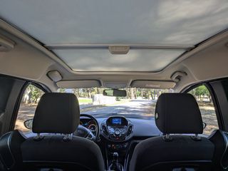 Ford B-Max 2015-thumb-6