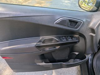 Ford B-Max 2015-thumb-16