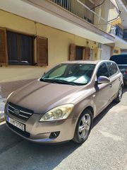 Kia Ceed / cee'd 2008-thumb-1