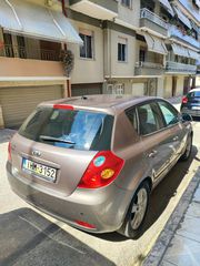 Kia Ceed / cee'd 2008-thumb-4