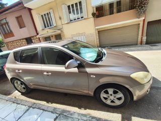Kia Ceed / cee'd 2008-thumb-6