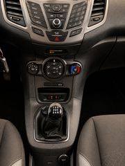Ford Fiesta 2016 LED  95.000 10/2016 6 μήνες εγγύηση  LED-thumb-16
