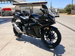 Suzuki GSX 250R 2018-thumb-1