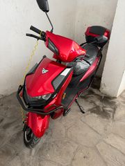 Roller / Scooter 2026 MT-8 25KM/H E-RIDE