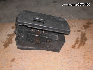 FORD FOCUS 98- ΒΑΣΗ ΜΠΑΤΑΡΙΑΣ ΚΟΜΠΛΕ-thumb-1