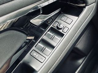 Land Rover Range Rover Evoque 2021 D180 S R DYNAMIC PANORAMA / MERIDIAN-thumb-30