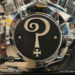 Indian Larry Motorcycles Indian Larry, ‘Question Mark’ 2-hole point cover. Black/alu