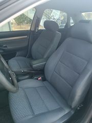 Audi A4 1998-thumb-7