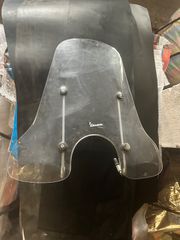 ΠΑΡΜΠΡΙΖ ΑΝΕΜΟΘΩΡΑΚΑΣ ΖΕΛΑΤΙΝΑ VESPA GTS ψηλό διάφανο ΜΕΤΑΧΕΙΡΙΣΜΕΝΟ ΓΝΗΣΙΟ