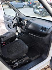 Opel Combo 2013 1.3 CDTI Diesel-thumb-6