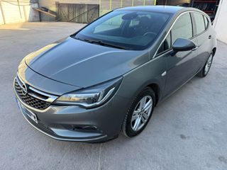 Opel Astra 2017-thumb-4