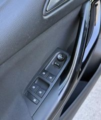 Opel Astra 2017-thumb-6