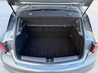 Opel Astra 2017-thumb-16