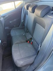 Opel Astra 2017-thumb-18