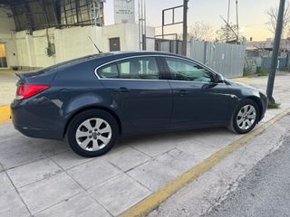 Opel Insignia 2010 STATION WAGON-thumb-7