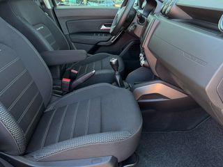 Dacia Duster 2020 1.5D PRESTIGE 4WD-thumb-10