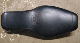 Κάθισμα διπλό Harley Davidson XL sportster 883 1997 γνήσιο,αριστο