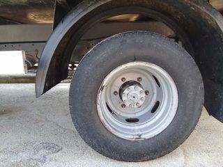 Φορτηγό Έως 7.5τ Mercedes-Benz 1995 711-thumb-2