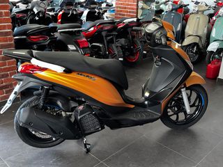 Piaggio Medley 125 2026 4 ετη εγγυηση,δωρο παρμπριζ κ.φιμε ή 35lt μπαγκαζιερα-thumb-2