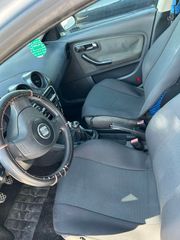 Seat Ibiza 2004-thumb-5