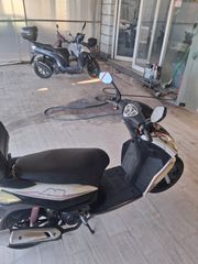 Znen 2017 A9 της Kymco-thumb-2