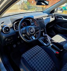Mg ZS 2025 EXCLUSIVE-thumb-5