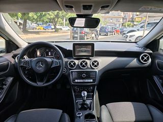 Mercedes-Benz A 180 2016 DIESEL-thumb-8