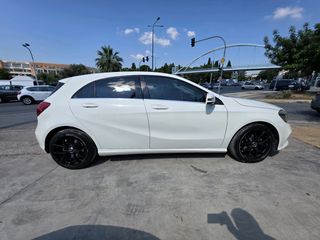 Mercedes-Benz A 180 2016 DIESEL-thumb-5